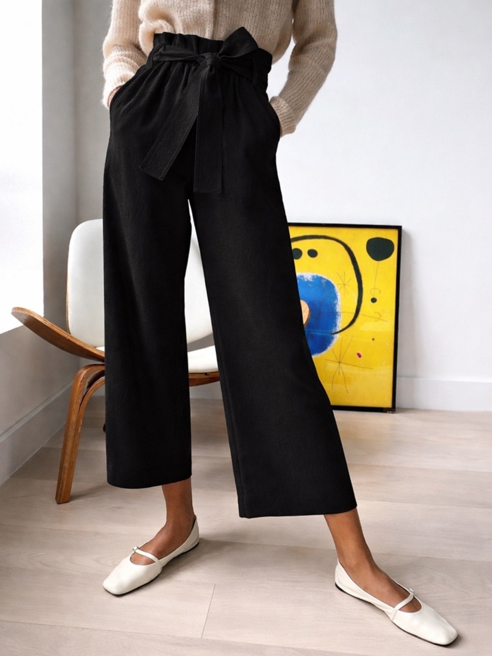 Aritzia Wilfred Paperbag Waist Wide Leg Cropped Pants Black Tie Waist Size 8